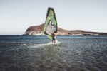Wo und wie finden Windsurf-Anfänger den perfekten Surfspot?